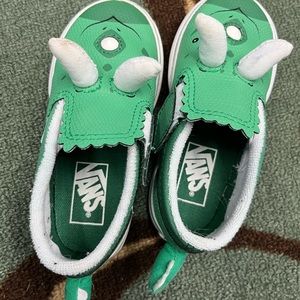 Vans Toddler triceratops sneakers. Size 8C